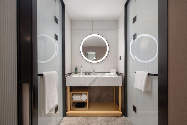 Bathroom 4, Hilton Garden Inn Hulunbuir Hailar, Hulunbuir