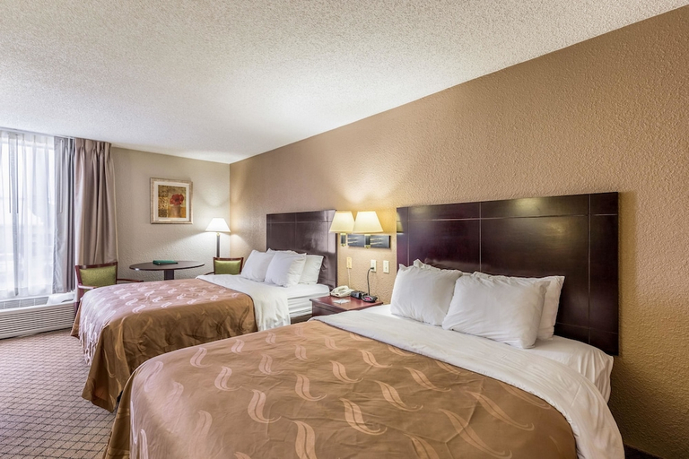 Bedroom 3, Quality Inn Rolla, Phelps