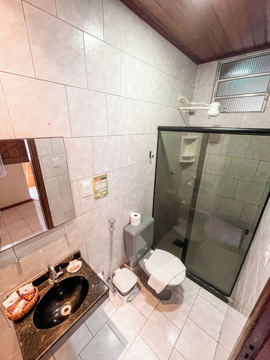 Bathroom 3, Pousada Estevão, Cairu