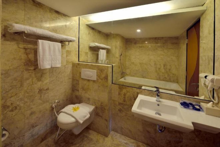 Bathroom 21
