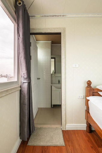 Bedroom 2, Business suite E, Bang Na