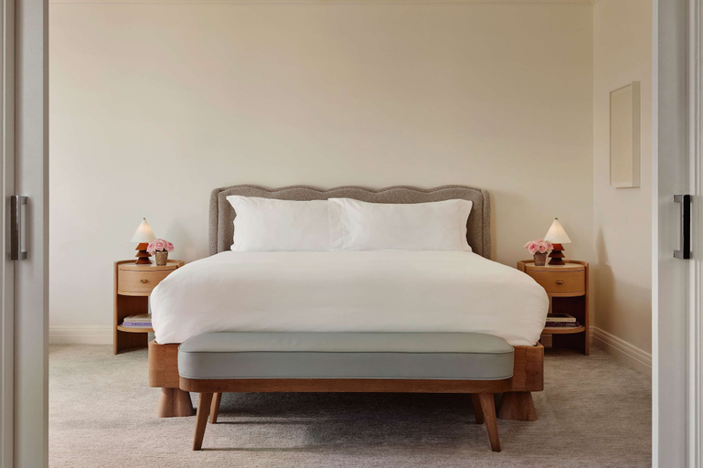 Bedroom 27