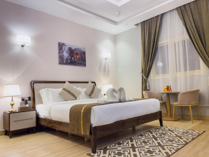 Bedroom 2, Landmark Hotel Suites, Tabuk