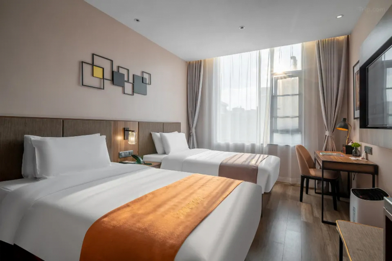 Bedroom 2, Home Inn Plus Xiamen Jimei University, Xiamen