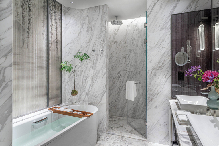 Bathroom 5, Four Seasons Hotel Hangzhou At Hangzhou Centre, Hangzhou
