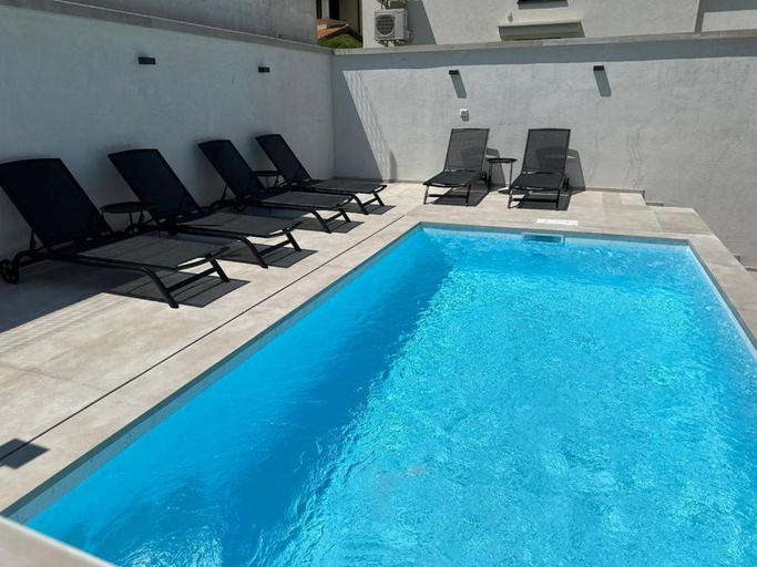 Others 2, Volme Resort, Medulin