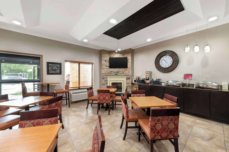 Food & Drinks 5, Best Western Plus Albert Lea I-90/I-35 Hotel, Freeborn