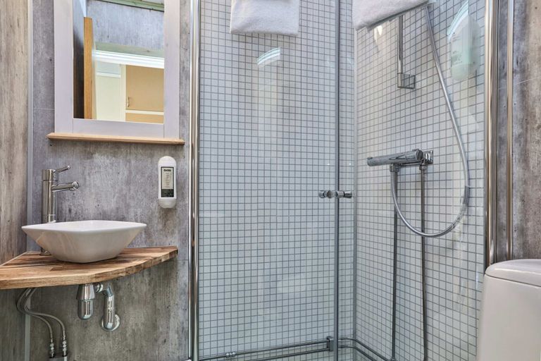 Bathroom 3, Hindsæter Hotel, Vågå