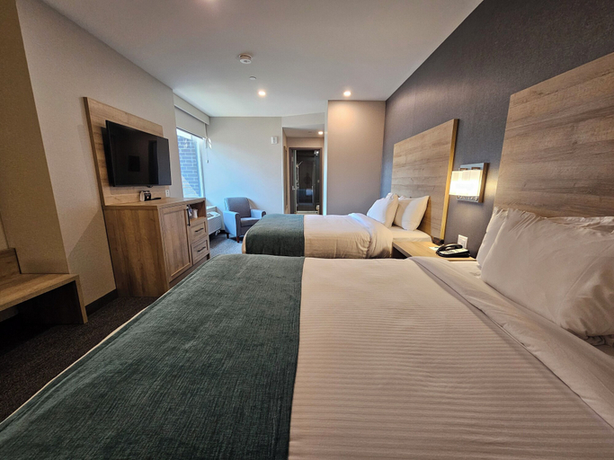 Bedroom 2, Vittoria Hotel and Suites, Niagara
