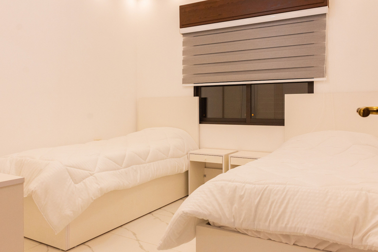 Bedroom 2, Prestige Hotel Apartment, Wadi Essier
