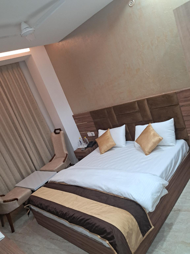 Others 4, Hotel Navraj Palace , Lucknow