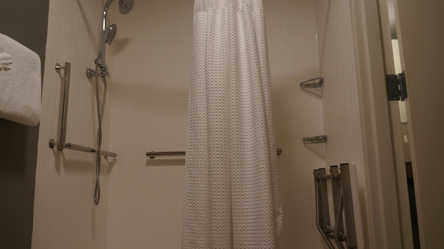 Bathroom 4, Courtyard by Marriott Columbia Northeast/Fort Jackson Area, Richland