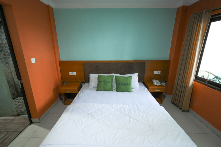 Bedroom 12