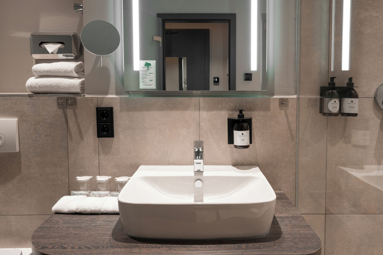 Bathroom 4, Boutique Hotel Germania, München