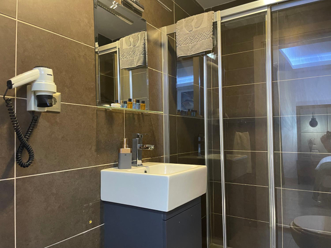 Bathroom 3, Elegance Suites, Beşiktaş