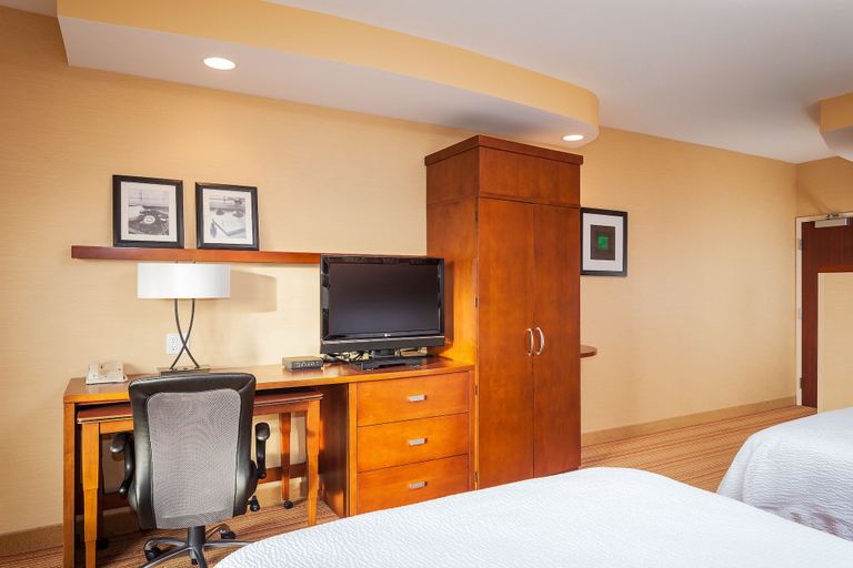 Bedroom 4, Courtyard by Marriott Ventura Simi Valley, Ventura