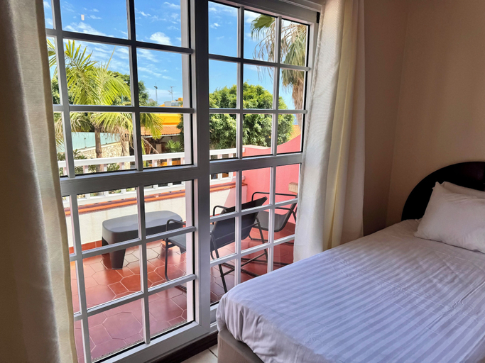 Bedroom 3, Falesia Gardens, Santa Cruz