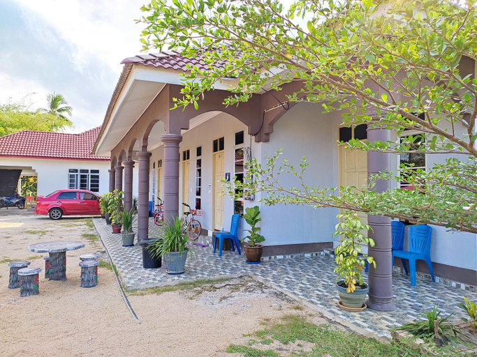 Others 3, Desa Besut Inn, Besut