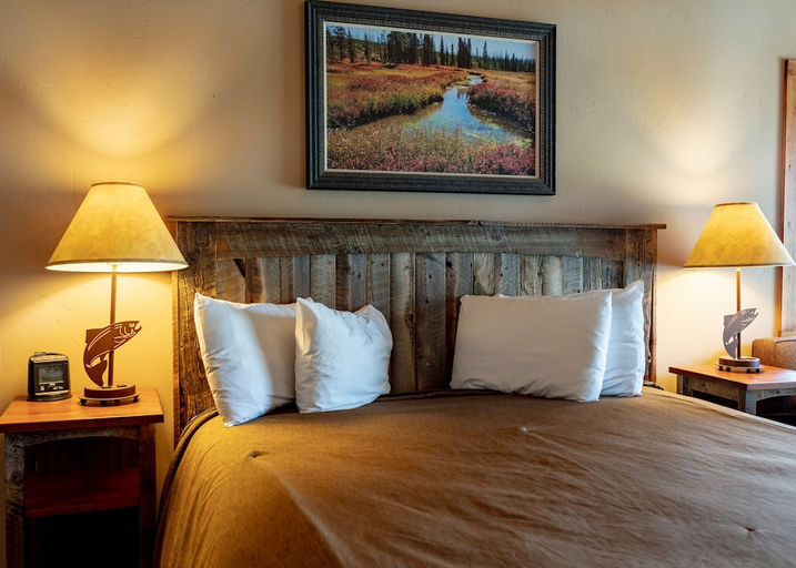 Bedroom 3, Yellowstone Valley Lodge, an Ascend Collection Hotel, Park