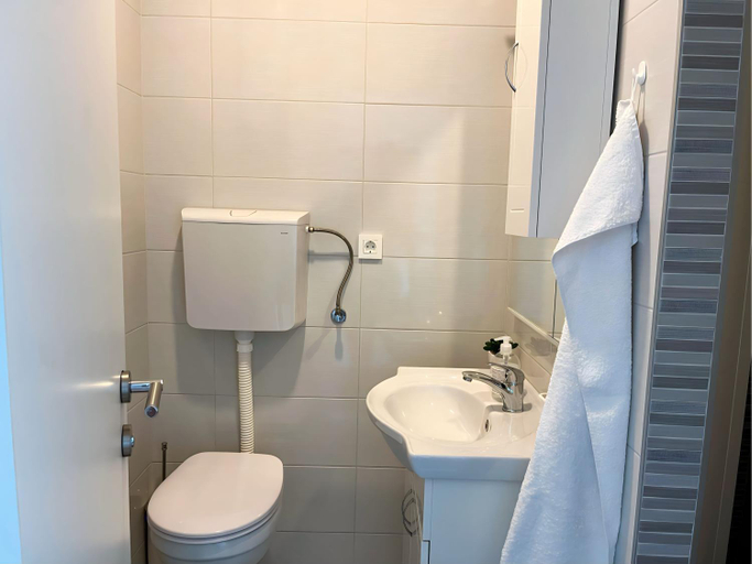 Others 4, Apartmani Plazina, Zadar