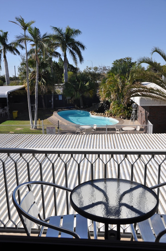Sport & Beauty 5, Longreach Motor Inn, Longreach