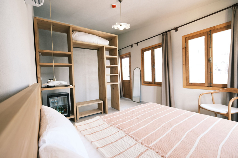 Bedroom 5, Nephos Beach Hotel, Manavgat
