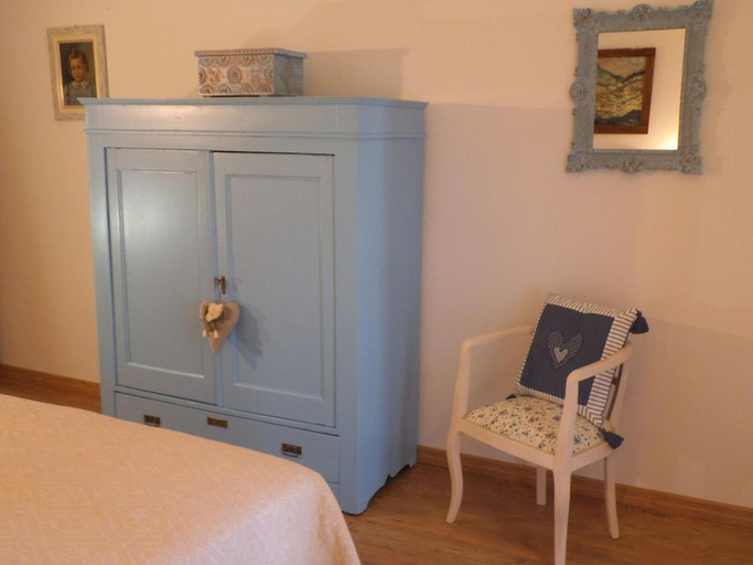 Bedroom 2, LA PAVONCELLA suite, Nuoro