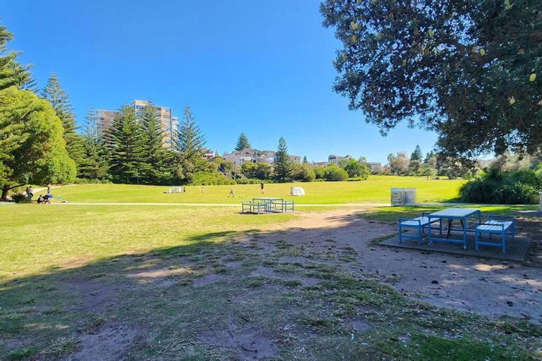 Exterior & Views 4, Watch the sunrise over Coogee. 2 bedrooms + garage, Randwick