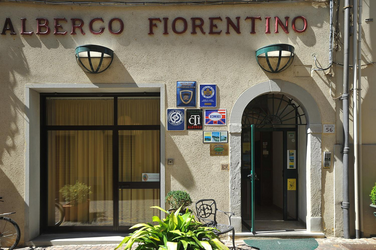 Others 5, albergo Fiorentino, Arezzo