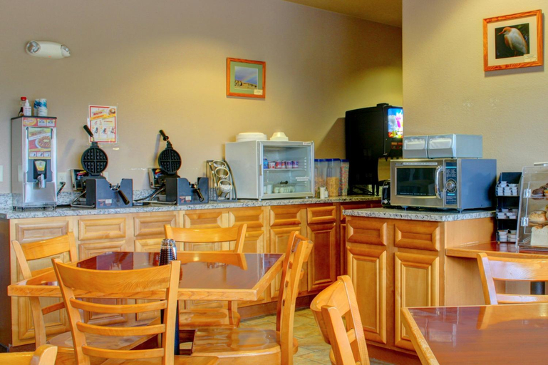 Others 4, Allington Inn & Suites, Grand