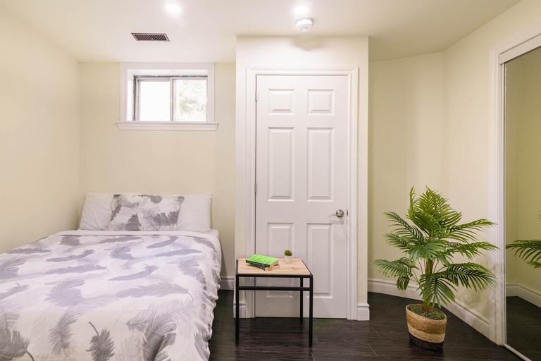 5, Stylish & Spacious Guesthome With More Than Essentials, York