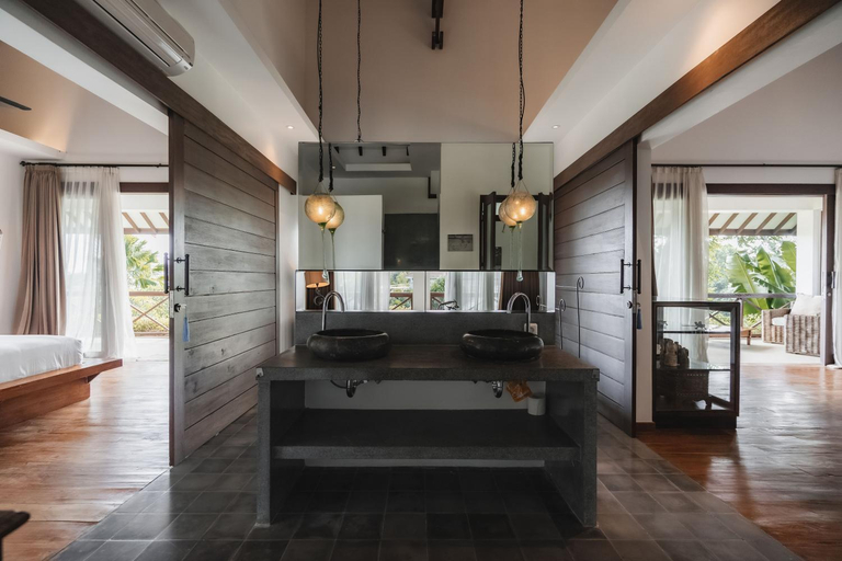 Bathroom 1, Villa Aram Canggu, Badung