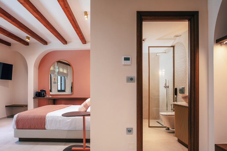 Bedroom 3, La Montre Luxury Suites, Crete