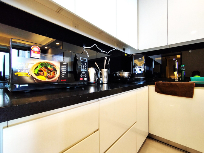 Dining Room 10