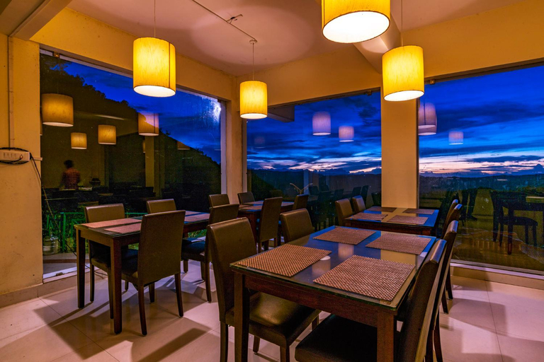 Food & Drinks 5, Warmth HillCrest Resort, Dindigul
