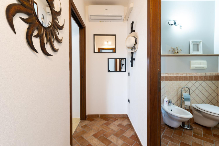 Bathroom 3, Carignu, Ogliastra