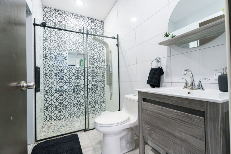 Bathroom 4, Somos Hotel - San Juan
