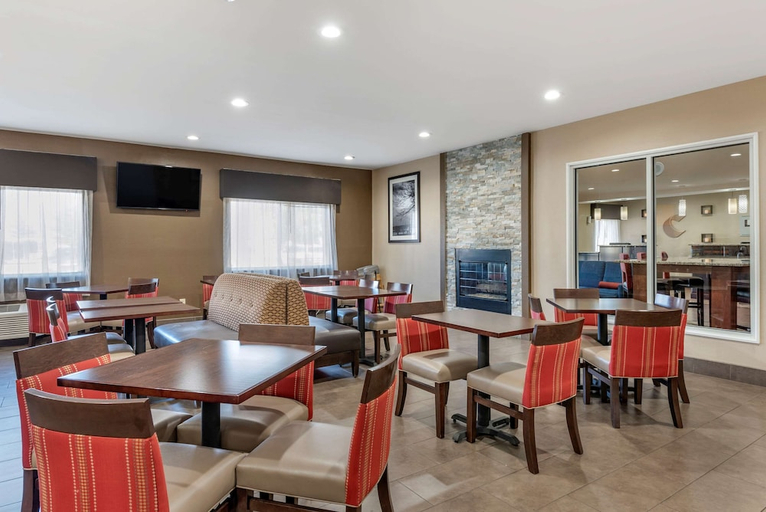 Food & Drinks, Comfort Suites Terre Haute University Area, Vigo