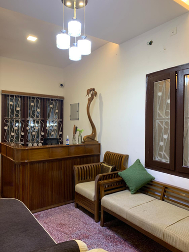 Public Area, Mother's inn homestay, Ernakulam