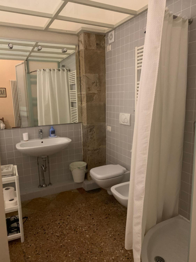 Others 5, CASA BENVENUTI, Pisa