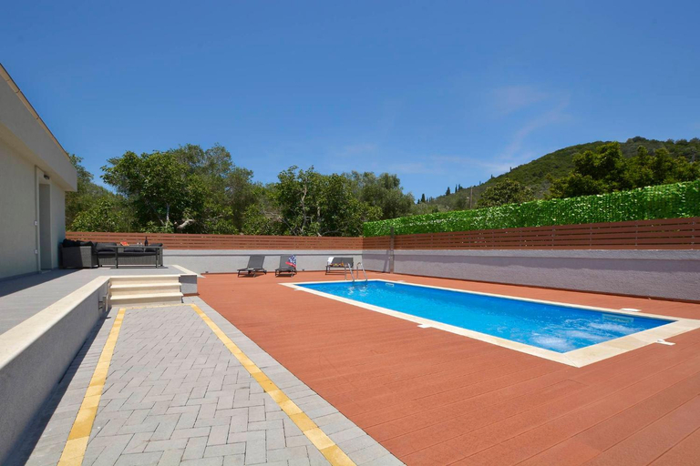 Others 4, Villa Ventus Sleeps 7 with Parking, Ionian Islands