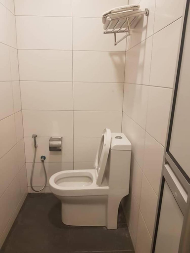 Bathroom 3, My Family Hotel, Port Dickson