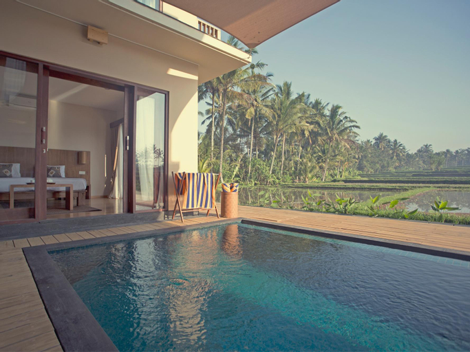 Swimming Pool 15