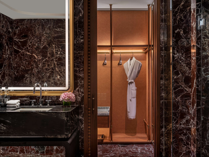 Bathroom 4
