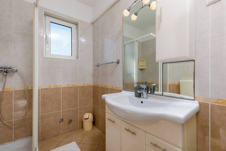 Bathroom 4, Stancija Lindi, Poreč
