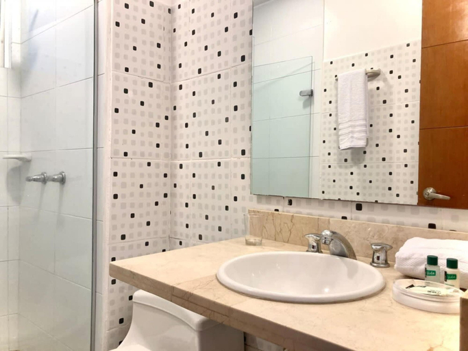 Exterior, w Oceanview 2BR w/ Terrace n AC in El Laguito, Cartagena de Indias