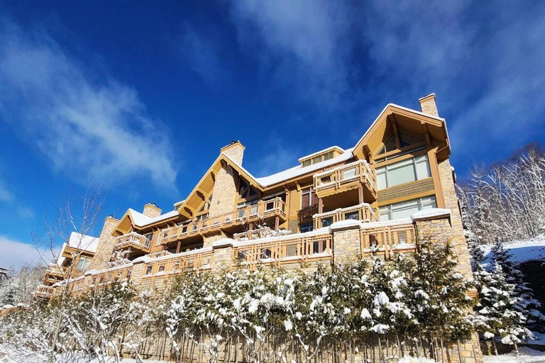 Tremblant Prestige - Altitude 168-9, Les Laurentides