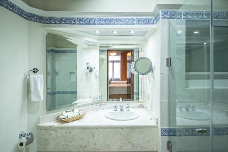 Bathroom 4, Hotel Hacienda la Venta, San Juan del Río