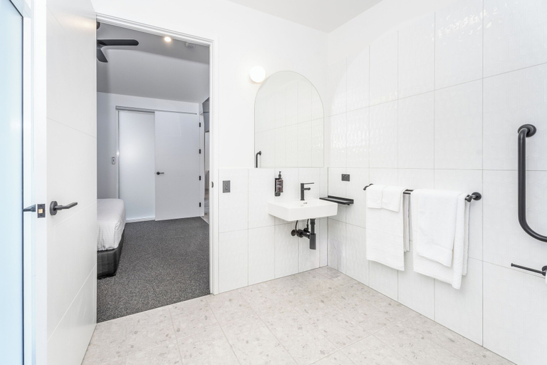 Bathroom 4, Clare Hillside Apartments, Clare and Gilbert Valleys