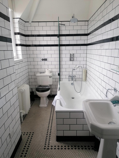 Bathroom 4, The Elvetham Hotel, Hampshire